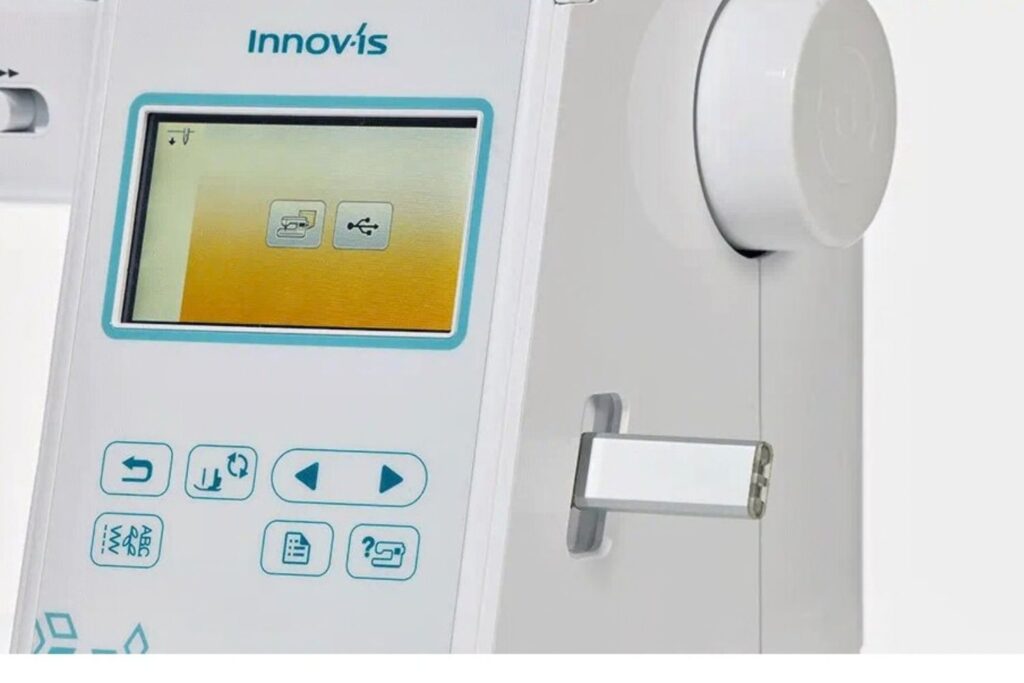 Brother Innovis F560 ecran